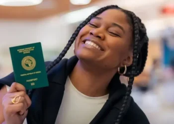 Nigerian Travel Creator Alma Asinobi Aims for World Record: Seven Continents in 70 Hours