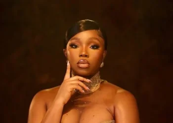 “Bambam Opens Up About Traumatic Childbirth: ‘My Kidney Failed, Liver Shut Down’”